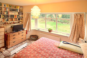 Bedroom- click for photo gallery